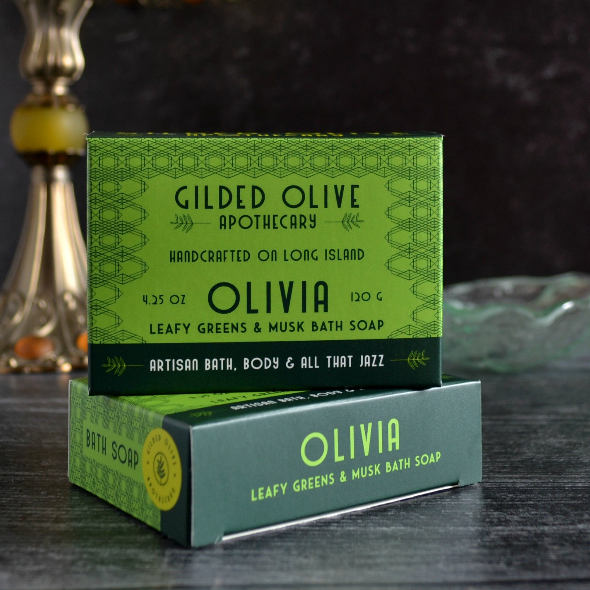 https://www.gildedolive.com/cdn/shop/products/oliviabox2048_2048x.jpg?v=1640724397